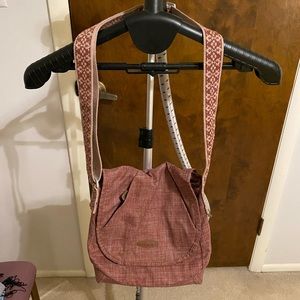 Keen crossbody purse